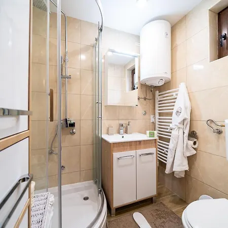 Brvnara Ljubomir, Planina Tara,