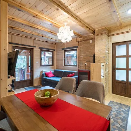 Brvnara Ljubomir, Planina Tara,